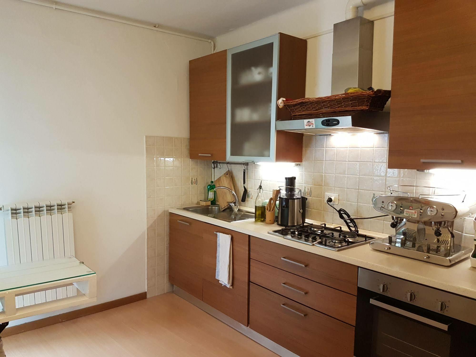 Uptown B'N'B Hotell Bergamo Eksteriør bilde